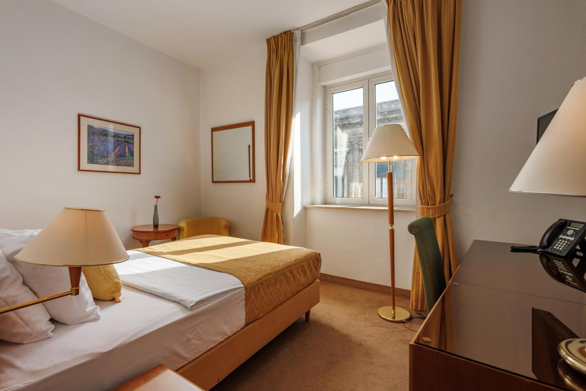 Grand Hotel Bonavia Rijeka Zewnętrze zdjęcie