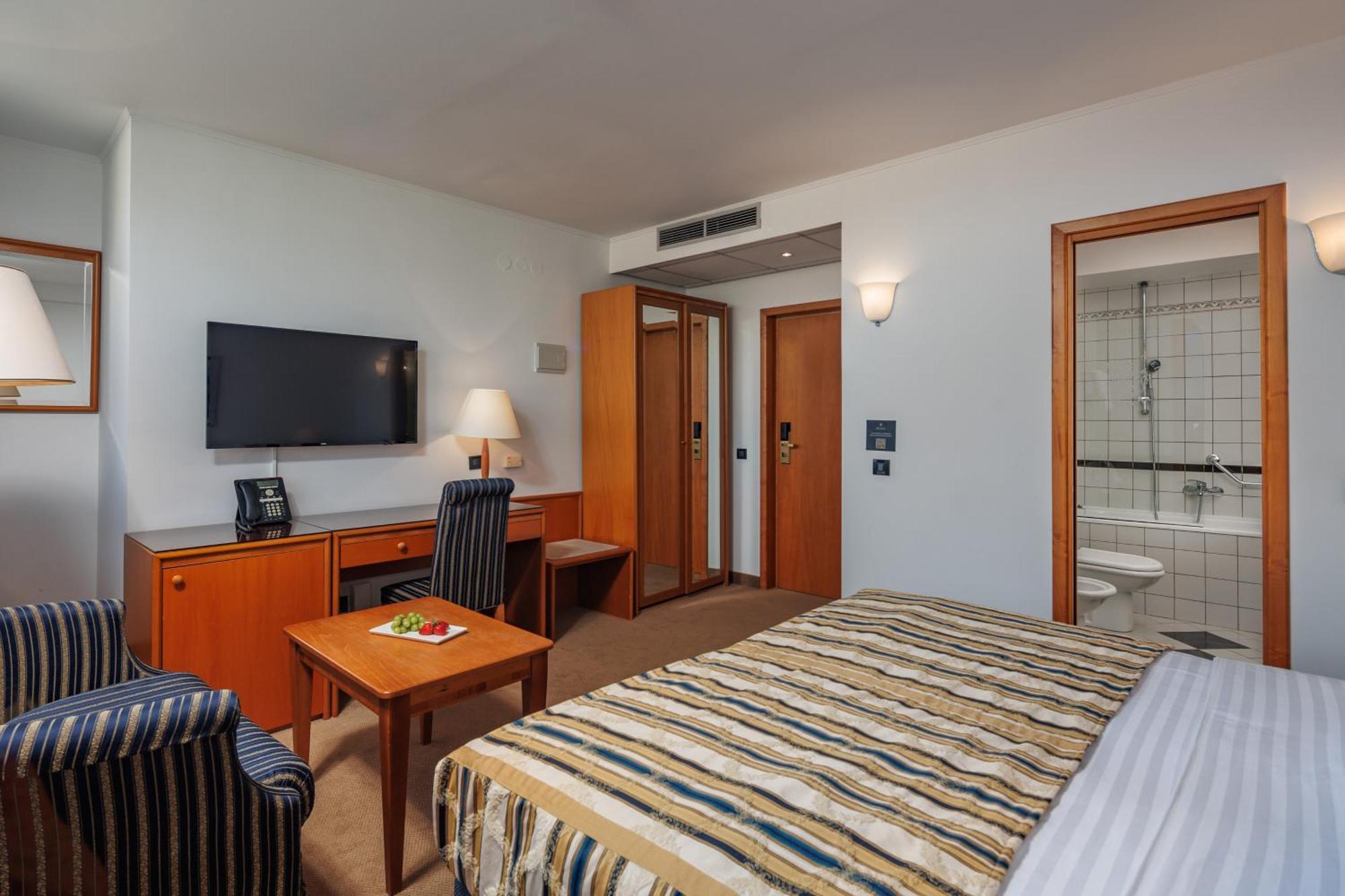Grand Hotel Bonavia Rijeka Pokój zdjęcie