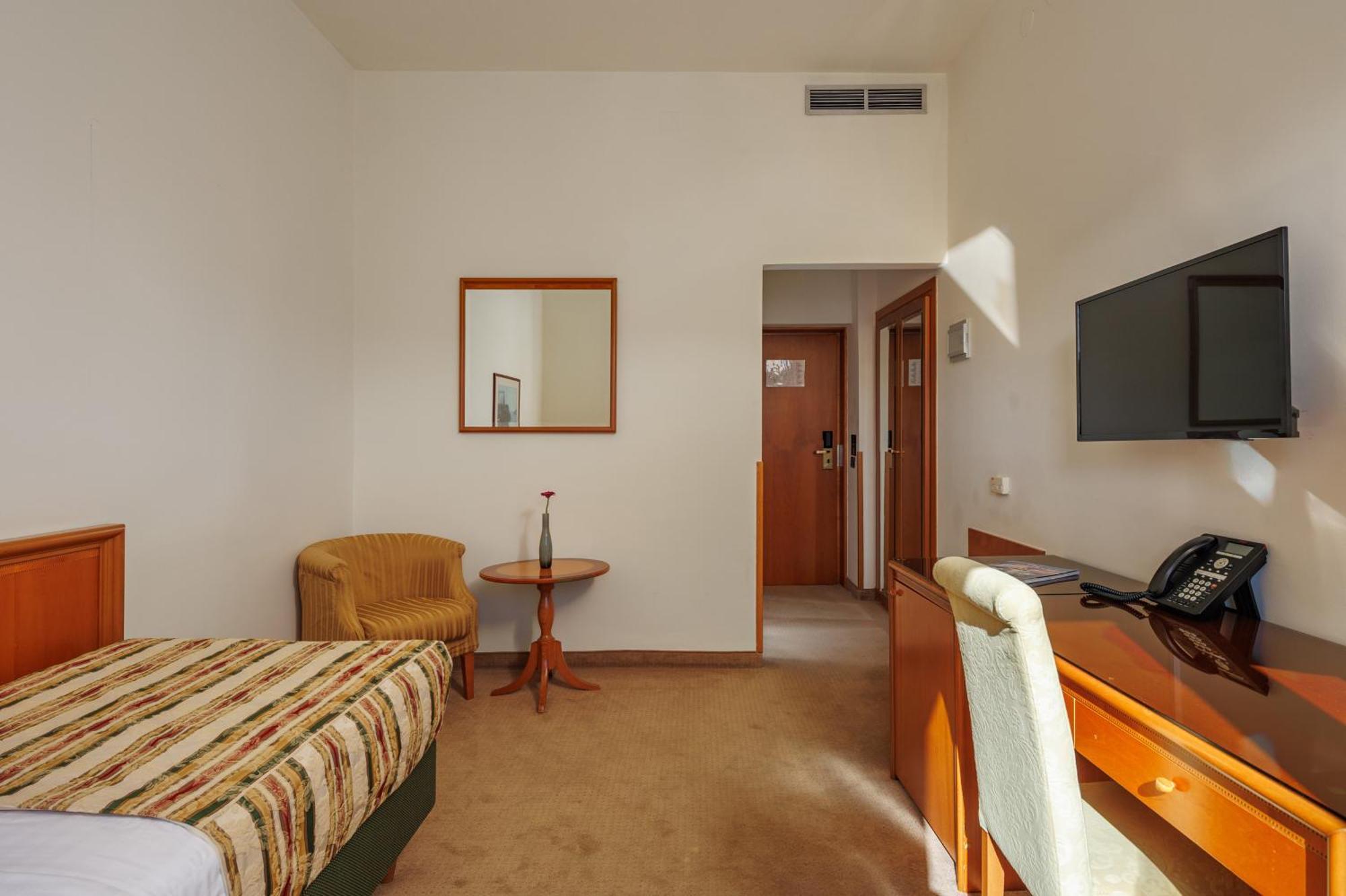 Grand Hotel Bonavia Rijeka Zewnętrze zdjęcie