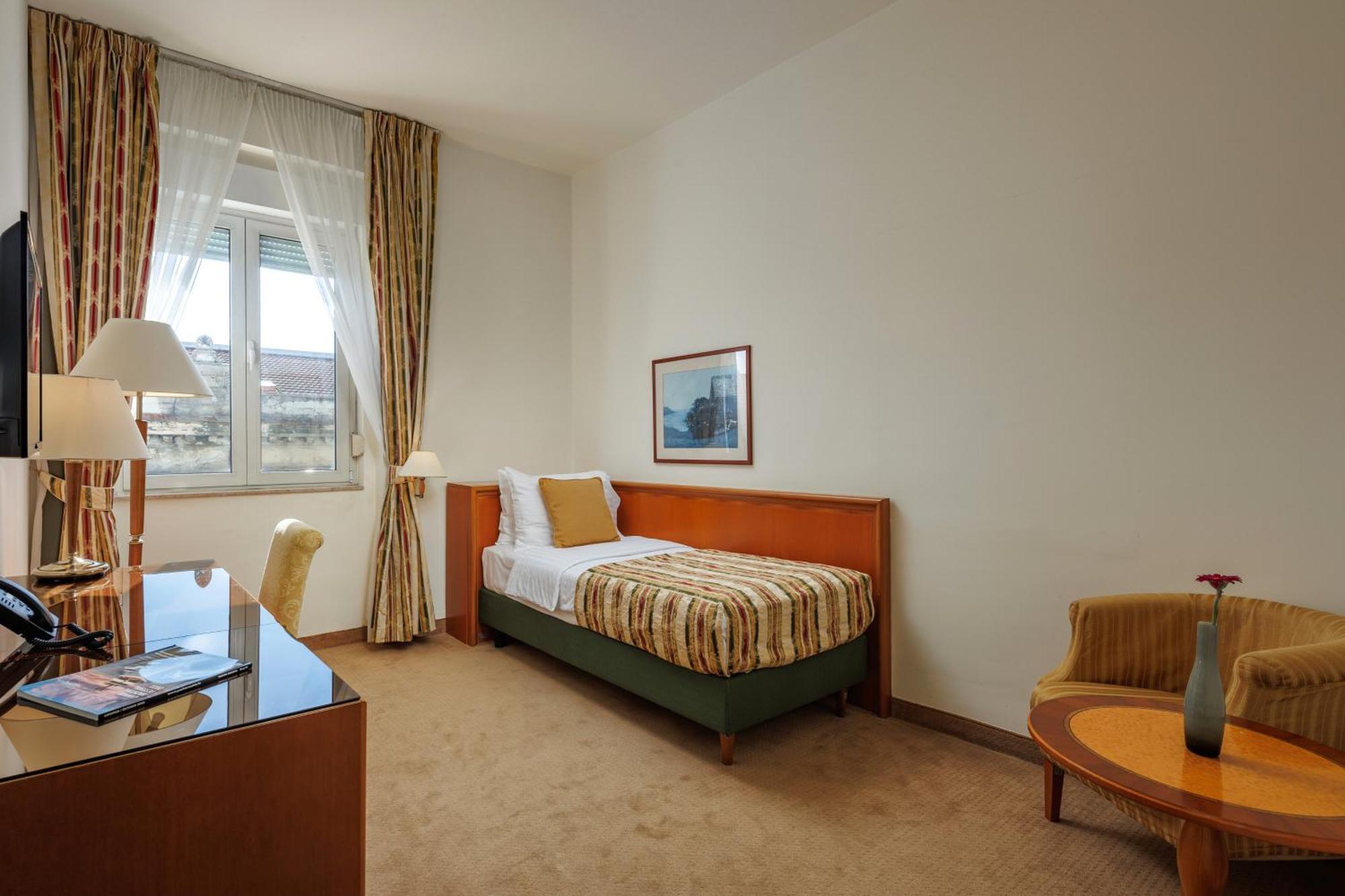 Grand Hotel Bonavia Rijeka Zewnętrze zdjęcie